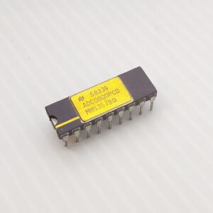 ADC0800PCD – 8-Bit ADC