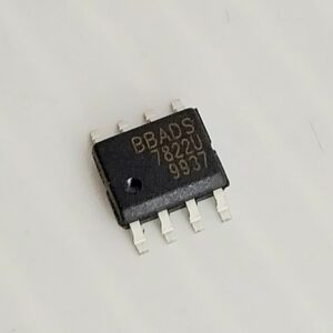 ADS7822U – 12-Bit A/D Converter