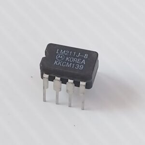 LM211 – Voltage comparator